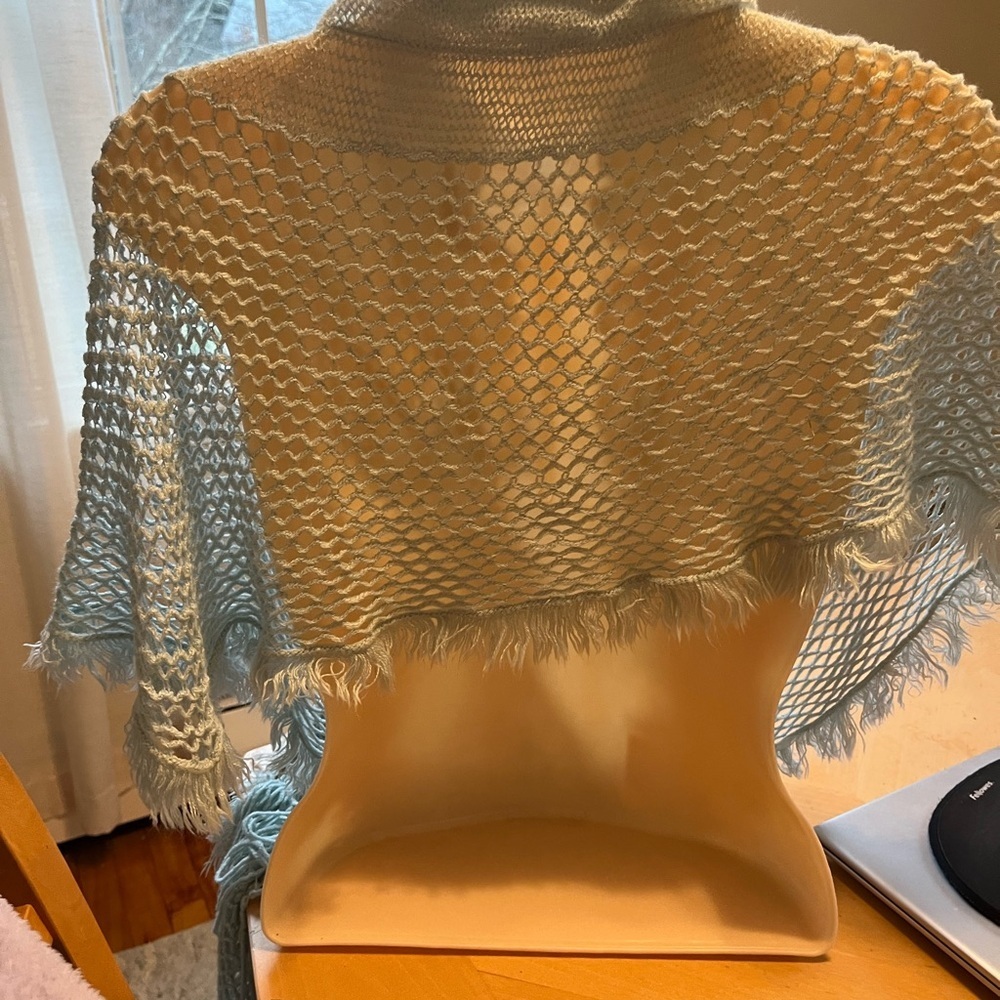 NWT Dressbarn Light Blue Knit Shawl - Picture 11 of 14